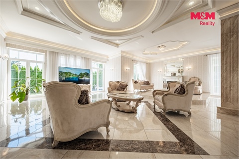 Prodej rodinného domu, 356 m² - 2