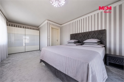 Prodej rodinného domu, 356 m² - 14