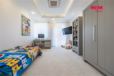 Prodej rodinného domu, 356 m² 26
