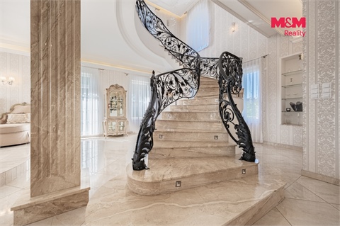 Prodej rodinného domu, 356 m² 10
