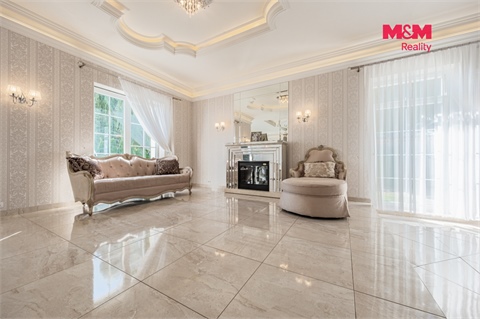 Prodej rodinného domu, 356 m² 12