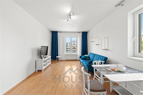 Prodej bytu 2kk, 49 m² 24