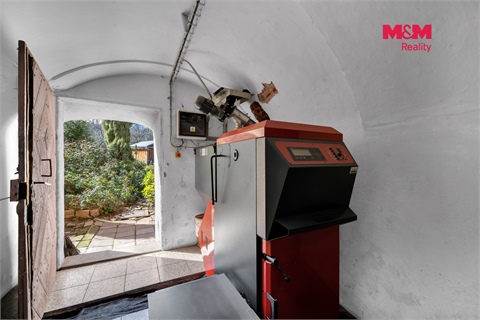 Prodej rodinného domu, 320 m² 12
