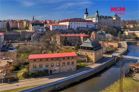 Prodej rodinného domu, 320 m² - 14
