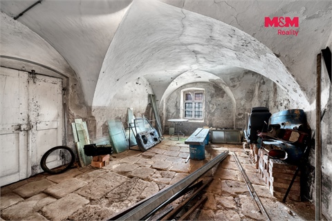 Prodej rodinného domu, 320 m² 10