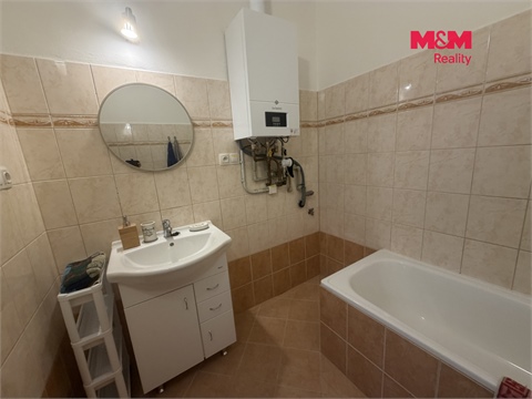Pronájem bytu 1+1, 56 m² - 2
