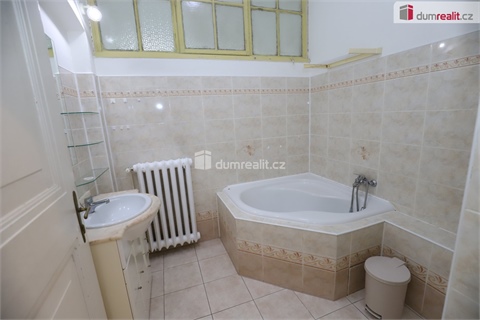 Pronájem bytu 4+1, 130 m² 22