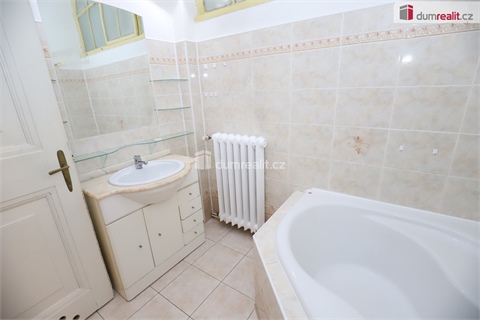 Pronájem bytu 4+1, 130 m² 24