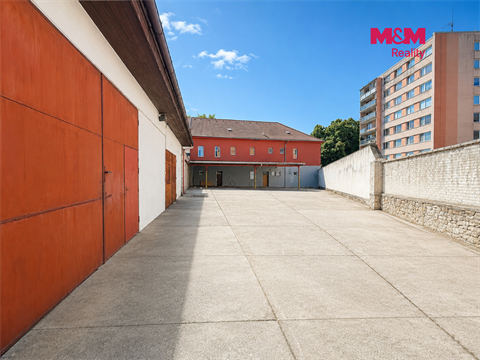 Pronájem komerčního objektu, 140 m² - 0