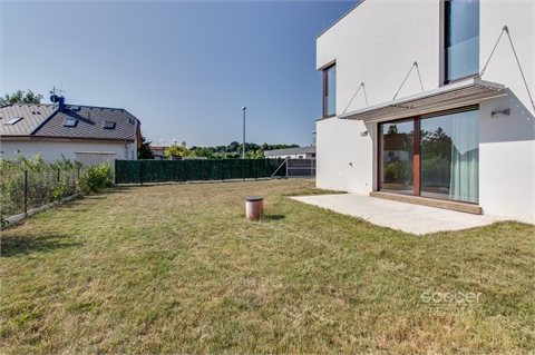 Pronájem rodinného domu, 137 m² 2