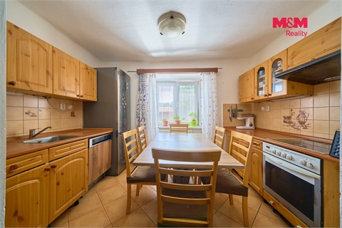 Prodej rodinného domu, 75 m² 2