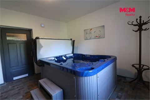 Prodej rodinného domu, 180 m² - 14