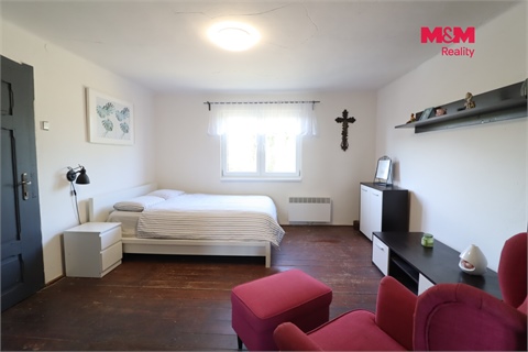 Prodej rodinného domu, 180 m² - 2
