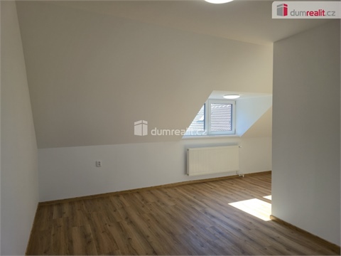 Pronájem bytu 3kk, 74 m² - 8