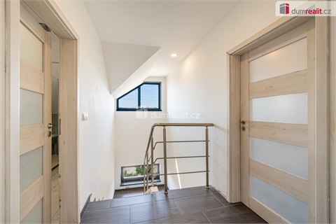 Prodej rodinného domu, 159 m² - 24