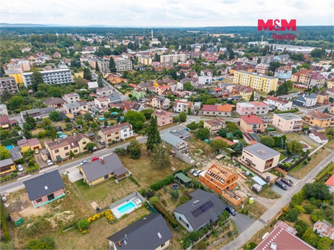 Prodej stavebního pozemku, 698 m² 10