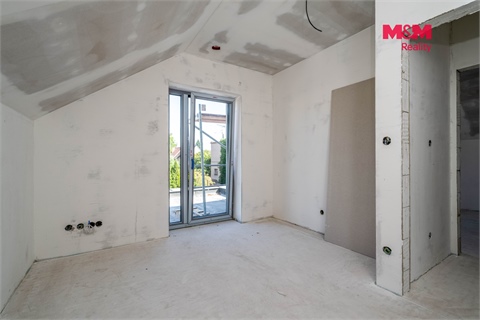 Prodej rodinného domu, 203 m² 14