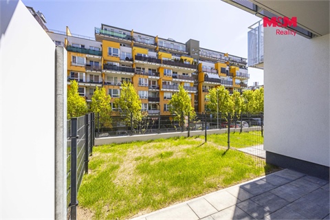 Pronájem bytu 1kk, 32 m² 2