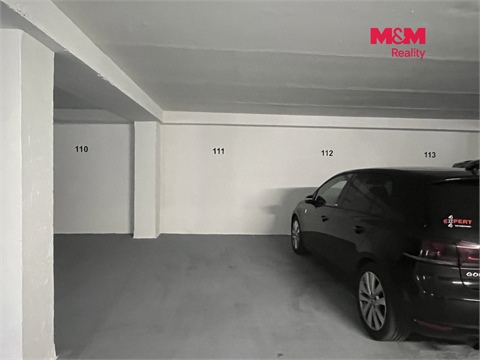 Pronájem parkovacího místa, 15 m² 2