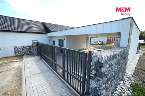 Prodej rodinného domu, 180 m² - 18