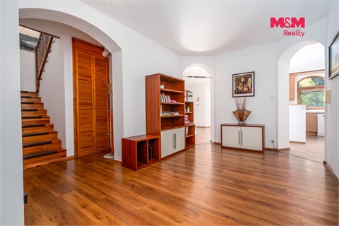 Prodej rodinného domu, 277 m² 8