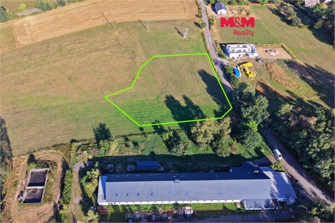 Prodej stavebního pozemku, 3 310 m² 0
