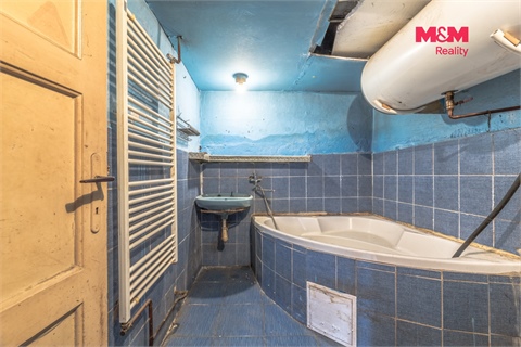 Prodej rodinného domu, 222 m² - 10