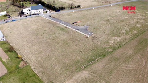Prodej stavebního pozemku, 1 369 m² 2