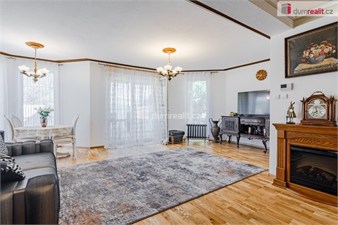 Prodej rodinného domu, 260 m² - 2