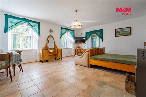 Prodej rodinného domu, 245 m² 2