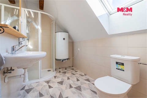 Prodej rodinného domu, 245 m² - 24
