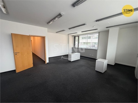 Pronájem kanceláře, 195 m² - 8