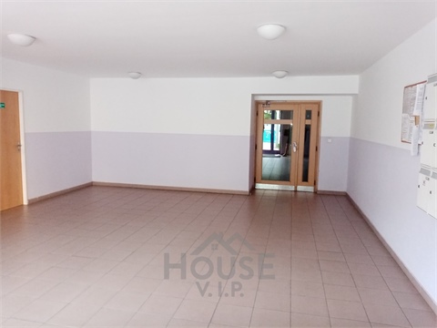 Prodej bytu 2kk, 66 m² - 14