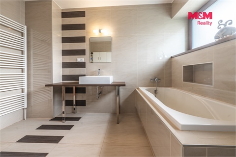 Prodej rodinného domu, 170 m² 2