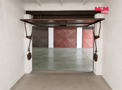 Pronájem garáže, 17 m² - 0