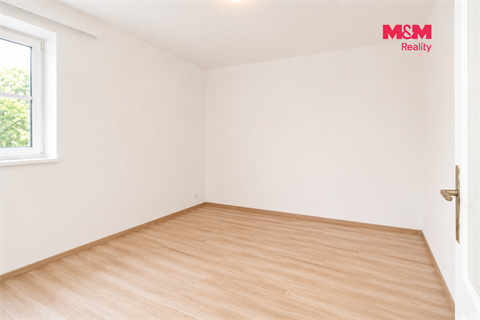 Prodej bytu 2+1, 42 m² - 4