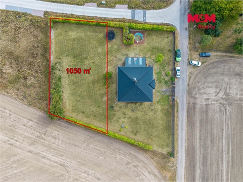 Prodej stavebního pozemku, 1 050 m² - 0