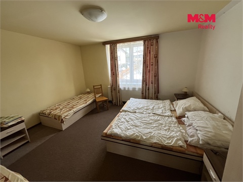 Prodej rodinného domu, 600 m² 18