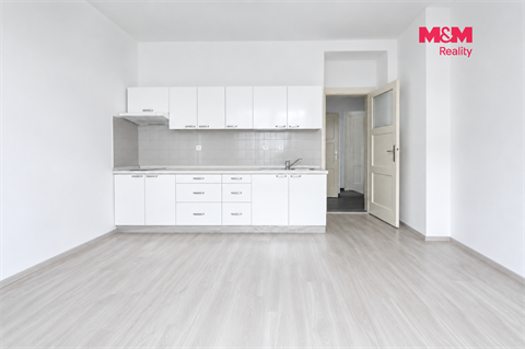 Prodej bytu 1kk, 31 m² - 0