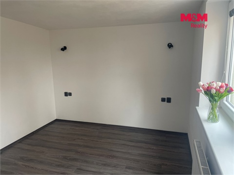 Pronájem atypického bytu, 92 m² - 4