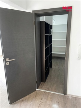 Pronájem atypického bytu, 92 m² 10