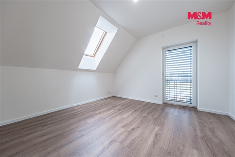 Prodej rodinného domu, 130 m² - 14