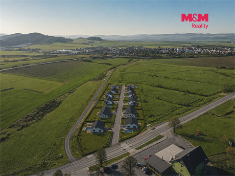 Prodej stavebního pozemku, 10 001 m² 2