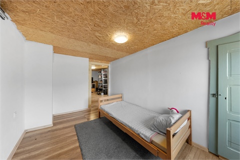 Prodej rodinného domu, 240 m² - 16