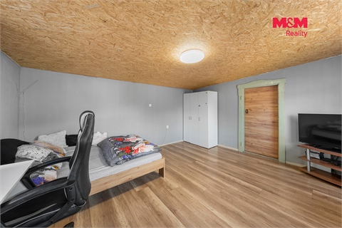 Prodej rodinného domu, 240 m² 16