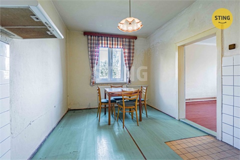 Prodej rodinného domu, 282 m² - 2