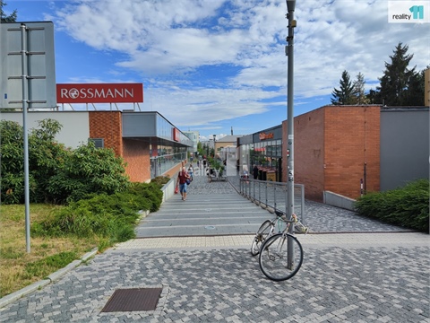 Prodej bytu 3+1, 72 m² 28