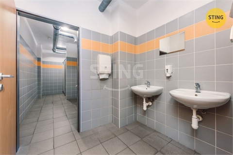 Prodej kanceláře, 65 m² 10