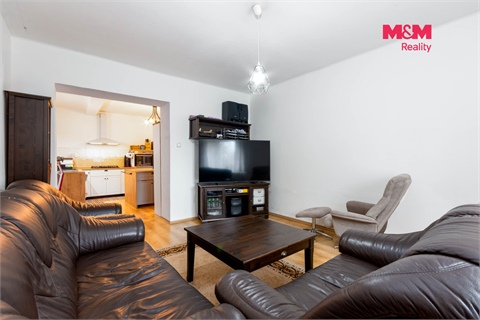 Prodej rodinného domu, 309 m² 2