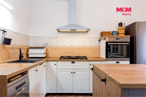 Prodej rodinného domu, 309 m² - 0